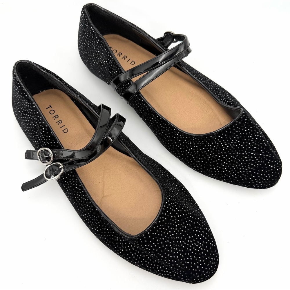 Torrid Black & Silver Sparkle Flats - Size 8WW